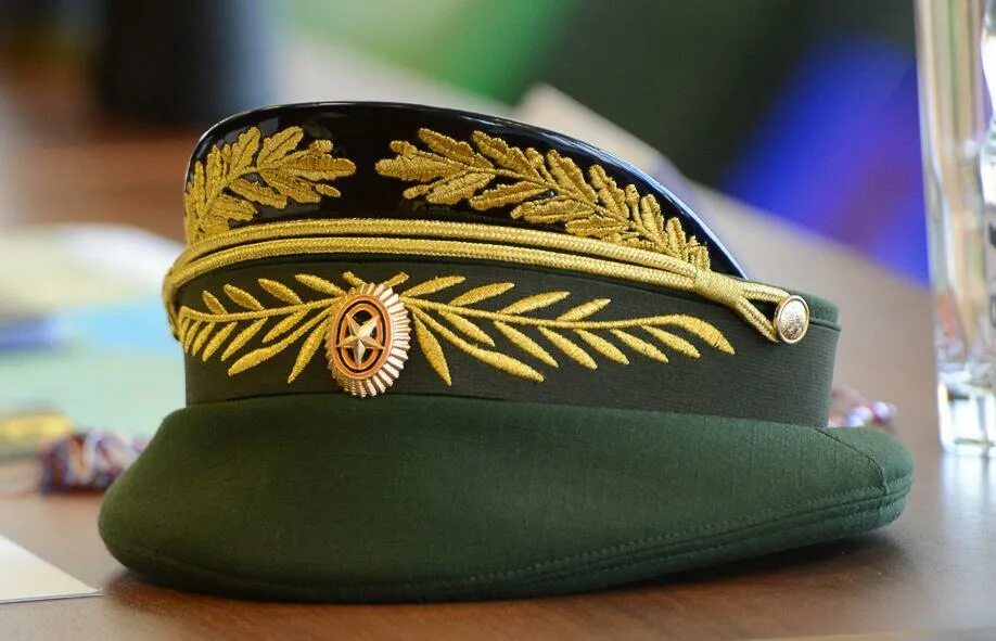 Фуражки вооруженных сил
