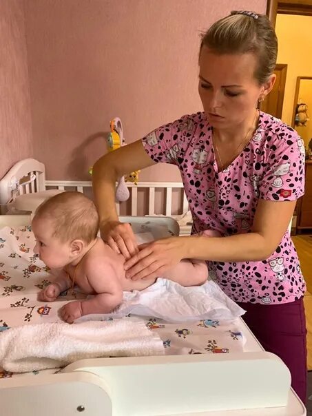 Массаж для грудничков на дому. Массажист для грудничков на дому. Детский и взрослый массаж. Детский массаж. Массаж детям.
