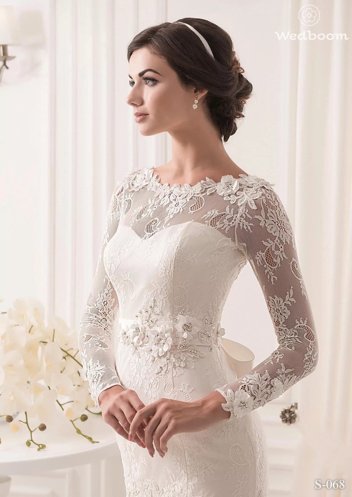 Свадебные платья длинными кружевными. Свадебное платье с кружевными рукавами. Свадебные платья с длинным рукавом. Свадебное платье ажурное с длинным рукавом. Свадебные платья с кружевным верхом.