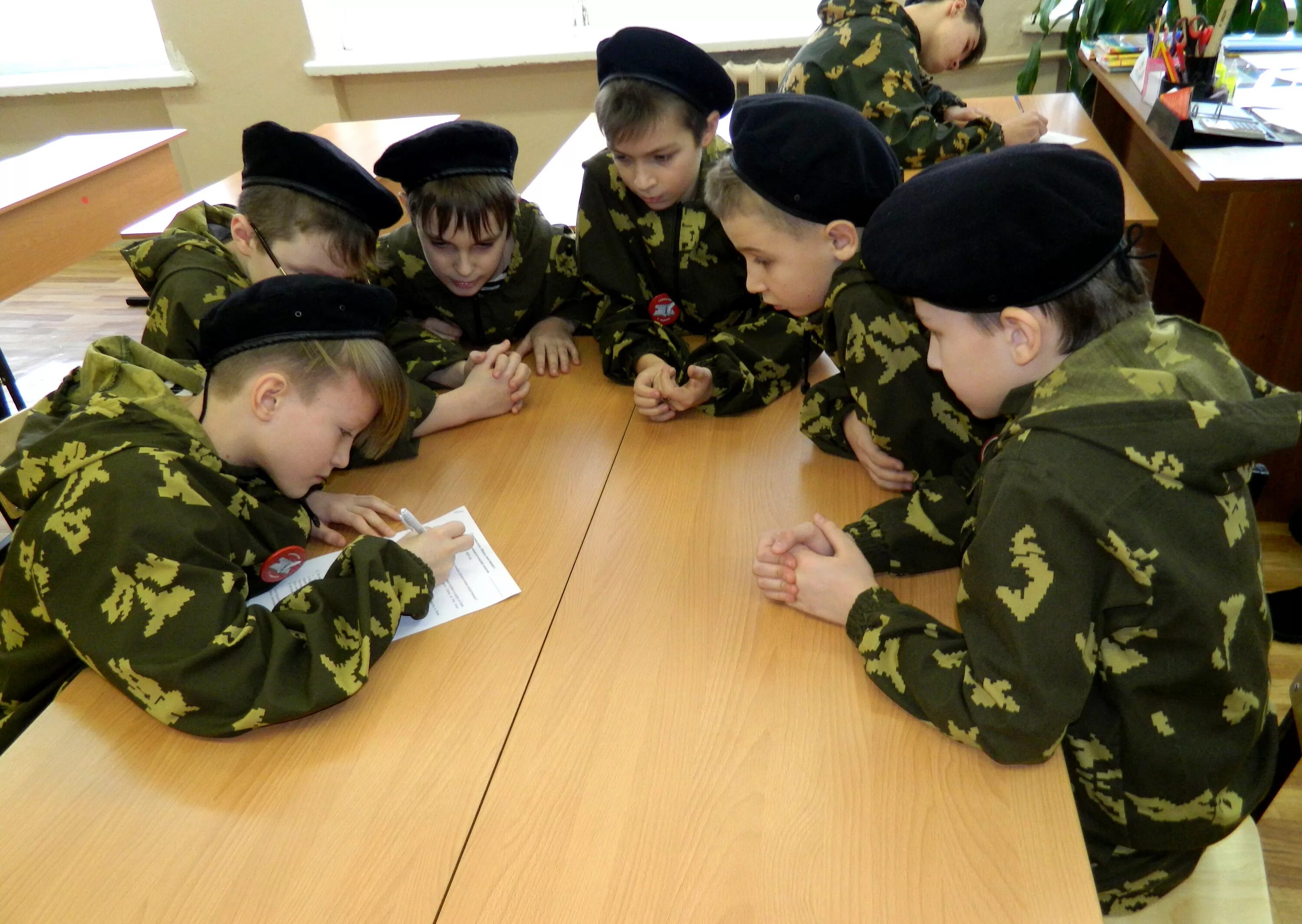 Военно-патриотическое воспитание. Военная школа. Военная школа для детей. Зарница в школе.