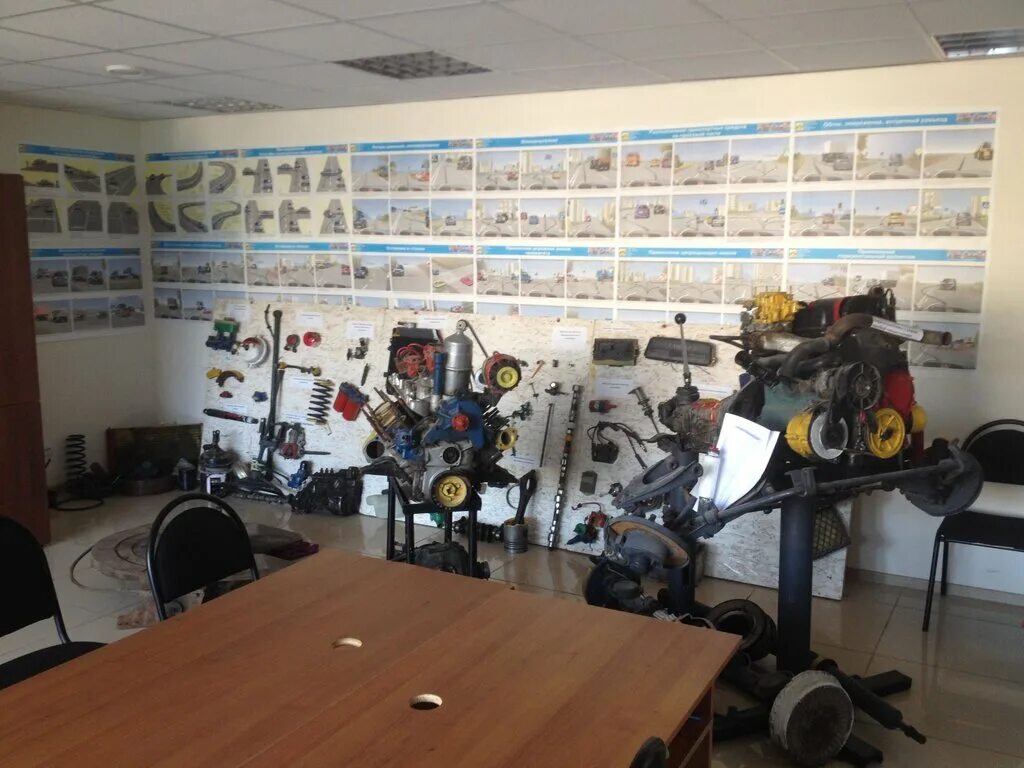 Работа мастером в оренбурге. Центр инструментов мастер оренбург. Строительный гипермаркет "master" атырау. Визитка мастера по ремонту и сборки мебели. Работа мастером в оренбурге.