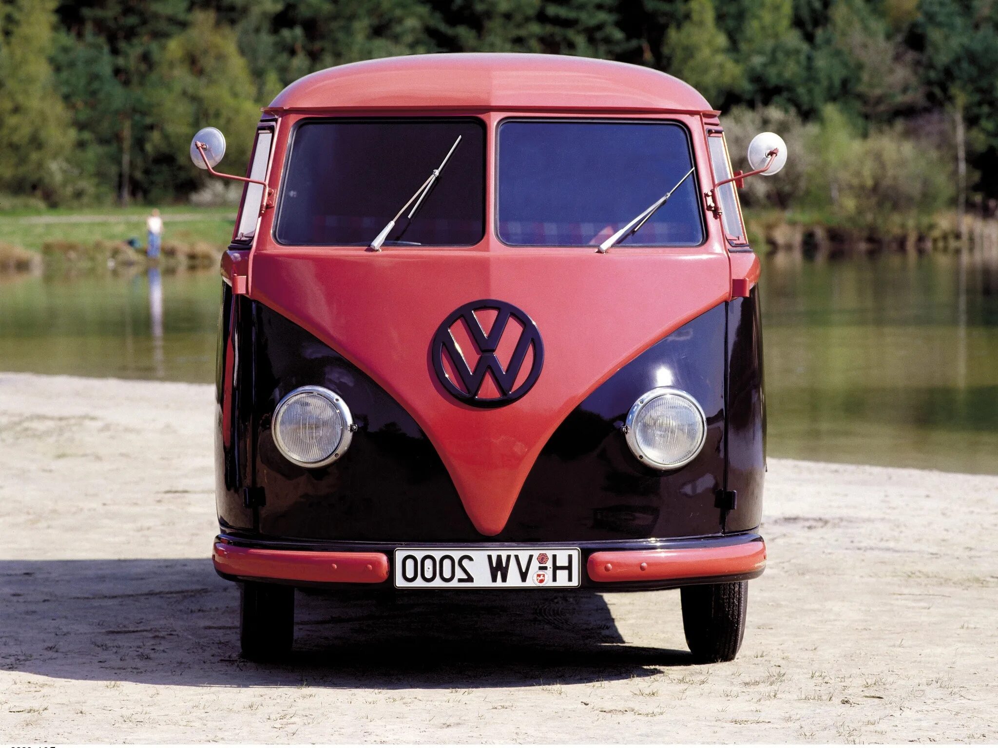 S volkswagen. Volkswagen t1 1950. Фольксваген т1. VW Transporter t1. Фольксваген т1 микроавтобус 1950 года.