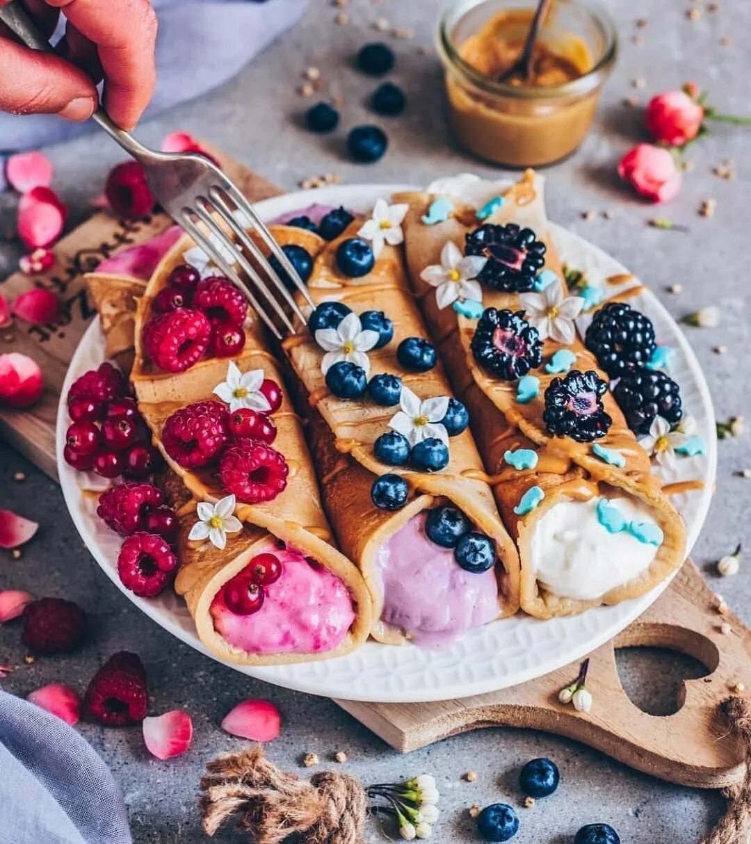 Вкусняшки сегодня. Вкусные сладости. Необычные сладости. Красивые десерты. Красивые вкусняшки.