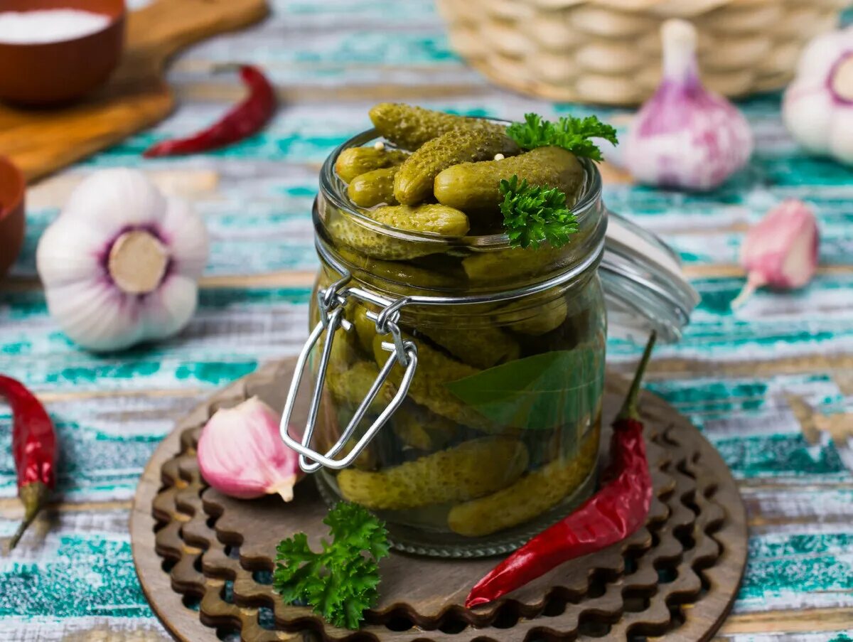 21 Hangover Foods That People Swear By hangovers Hangover food, Pickles, Hangove