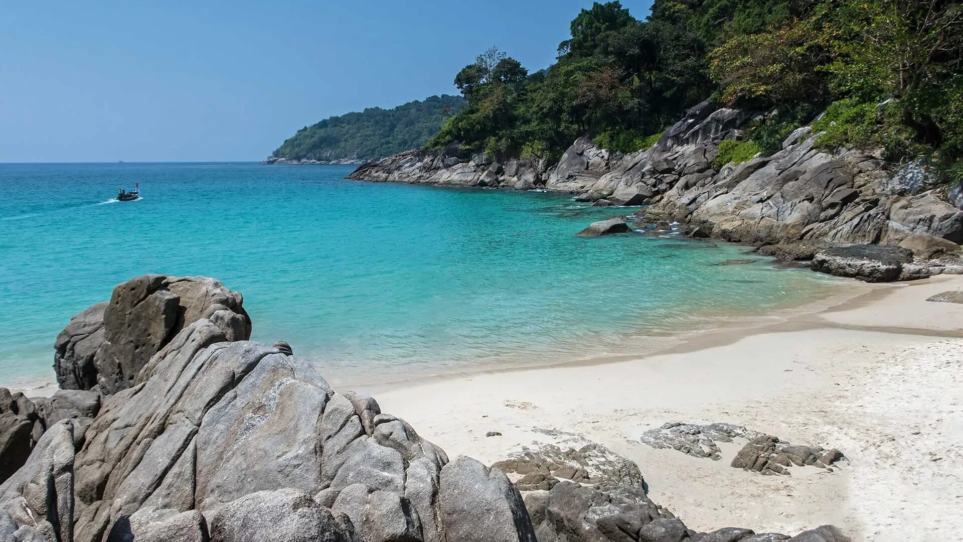 Пляж freedom пхукет. Саунда фридом. Фридом финанс москва сити. Фридом бич пхукет. Тайланд пляж фридом.