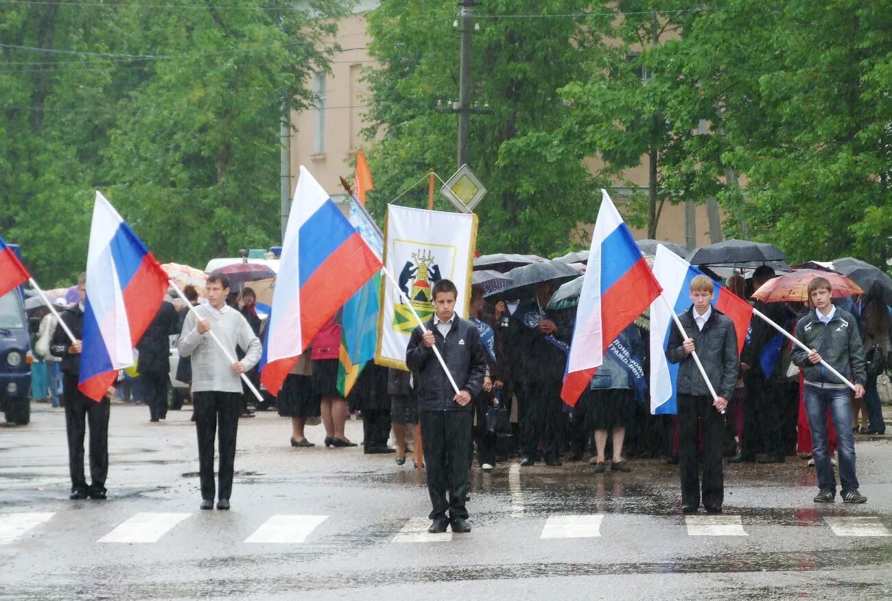 П Крестцы Новгородской области. Крестцы Новгородской области день поселка. Поселок Крестцы Новгородской области летний сад. Крестцы Новгородская область достопримечательности. Рп5 крестцы новгородская область