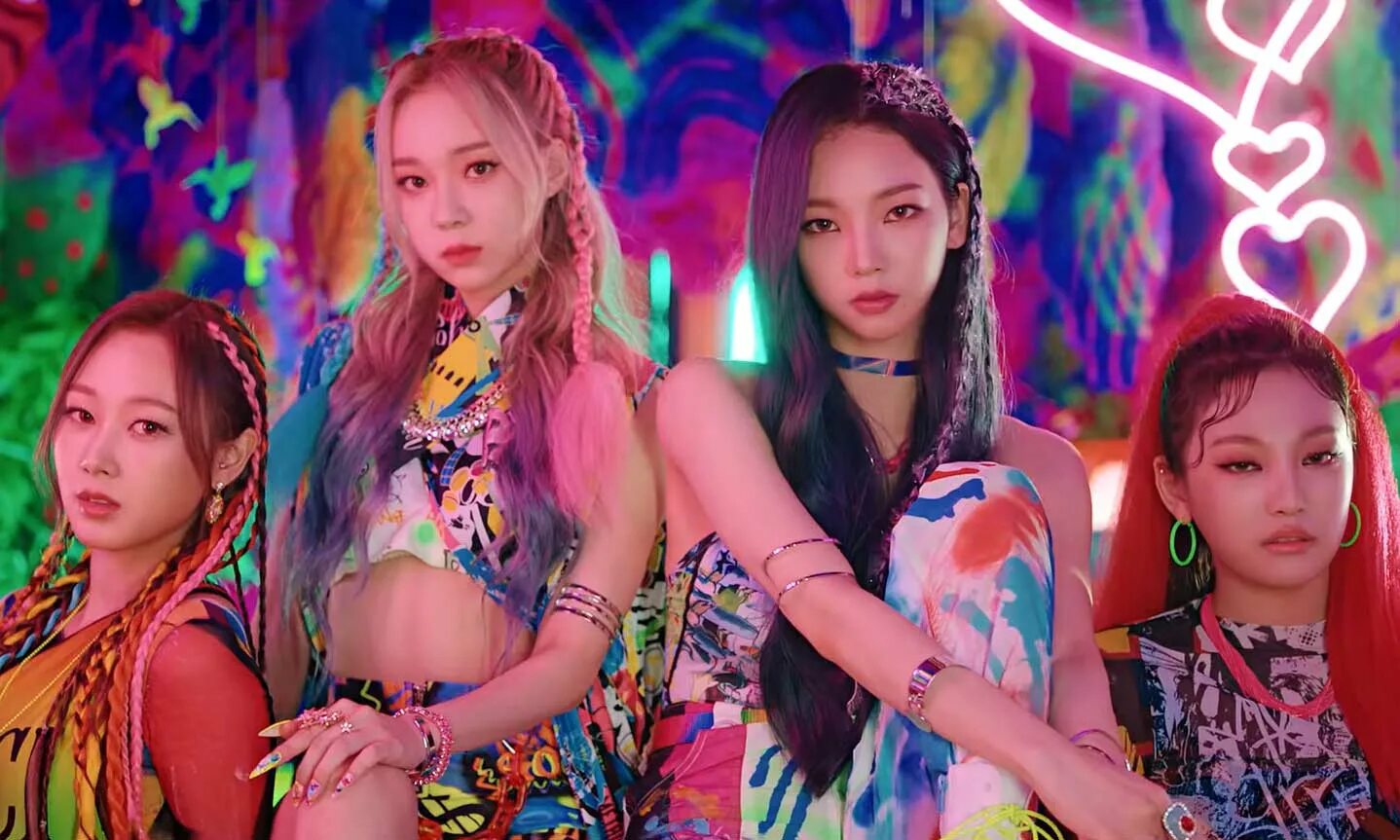 Аеспа ningning. Жизель (певица). Aespa savage. Aespa next level. Эспа группа жизель.