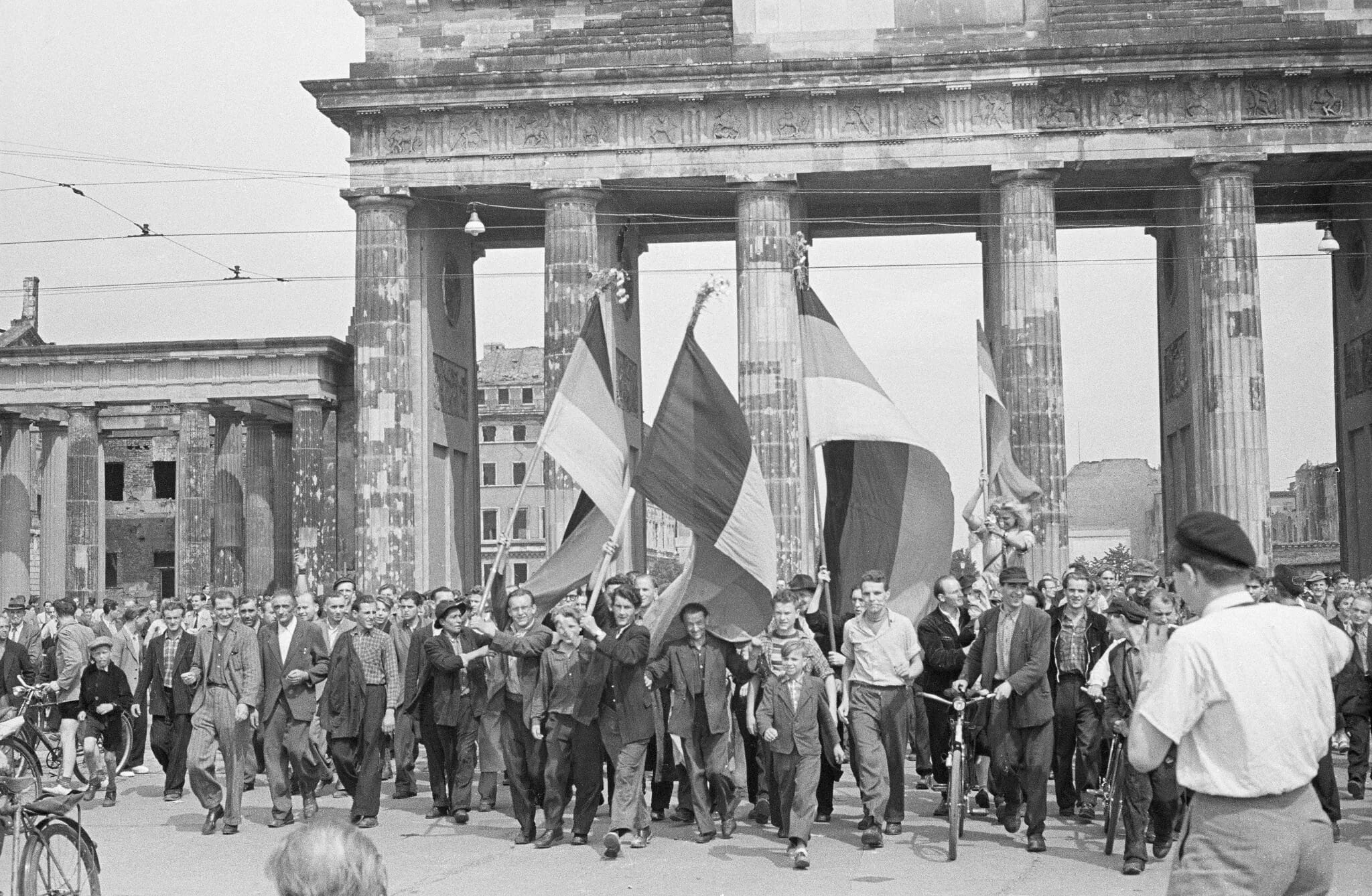 Выступление в гдр 1953. Берлин 17 июня 1953. берлинское восстание 1953. восстание рабочих в гдр 1953. 1953 год берлин.