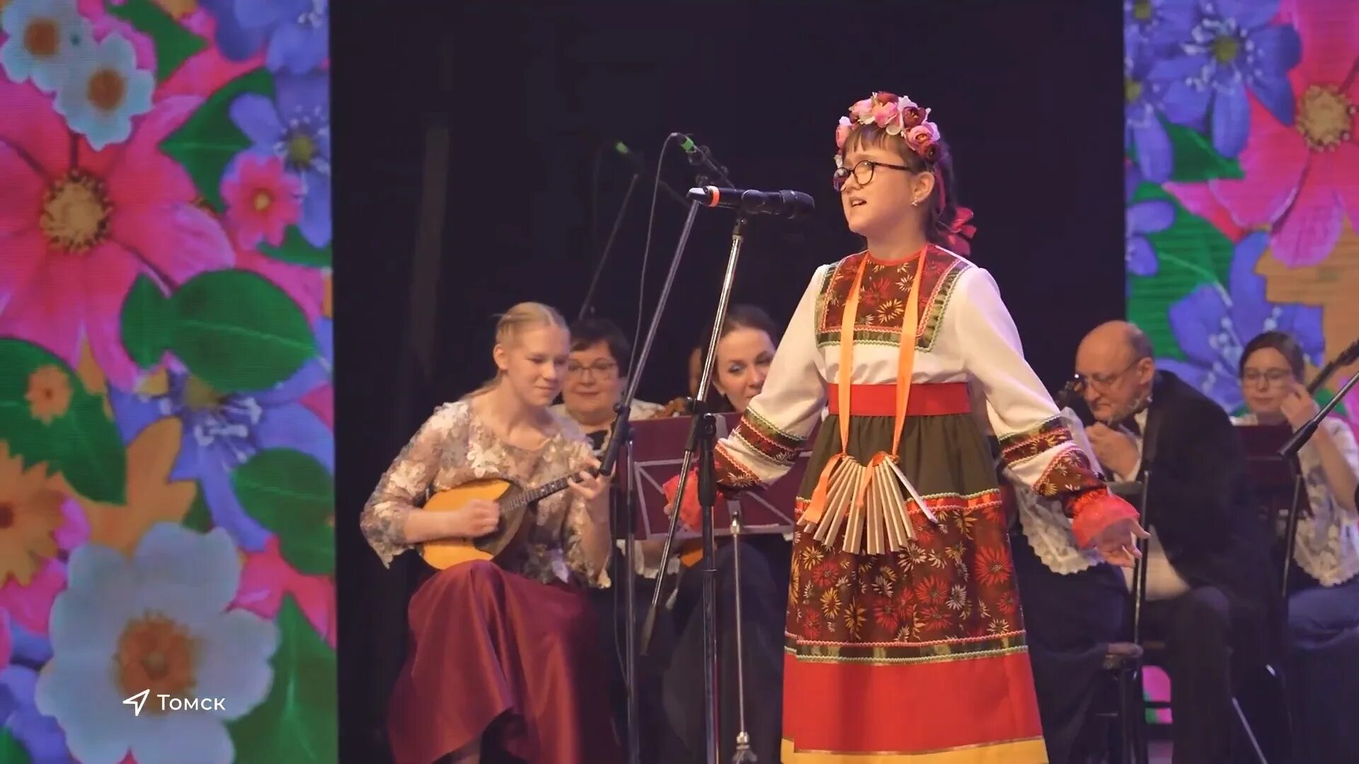 Шоу танцы афиша. Музыканты. Гастроли томск. Концерты томск. Афиша томск концерты.