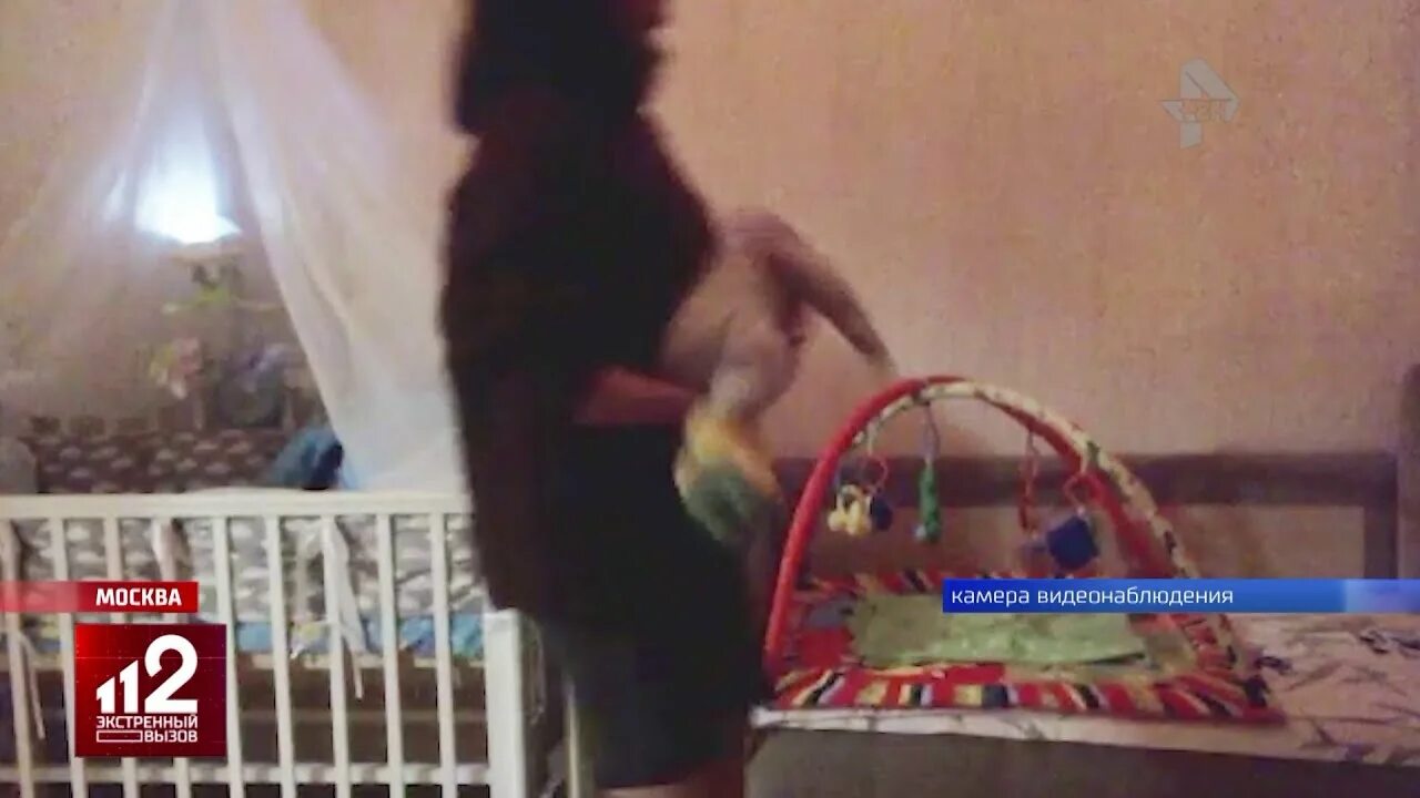 Родители изддевались над ребёнком. Издевательства над матерью. Издевательства над матерью. Издевательства над матерью. Мать издевается над ребенком.