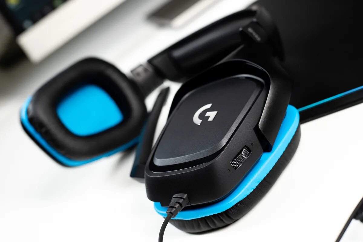 Logitech g 435 наушники. Logitech g432. Logitech g g432. Logitech g935. Logitech g g935.