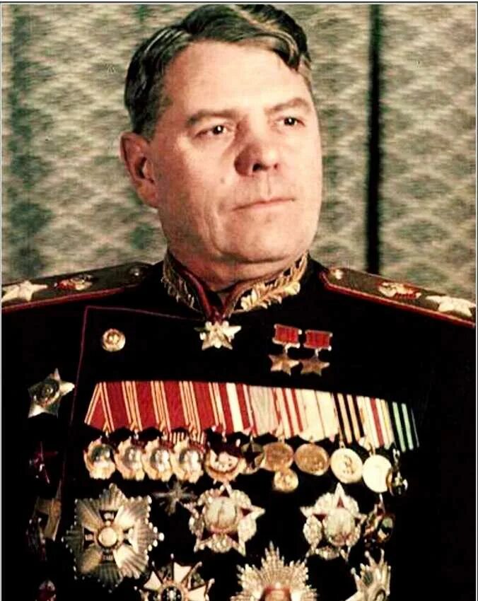 Под маршал. Александримихайлович василевский. маршал а. м. василевский.