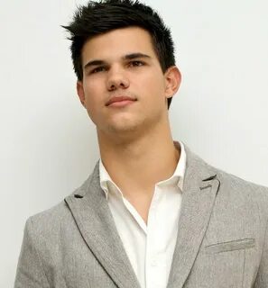Taylor lautner net worth