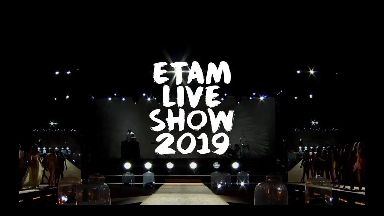 Шоу Etam 2022. Шоу Etam 2019.. Live show. Etam Live show 2018:.