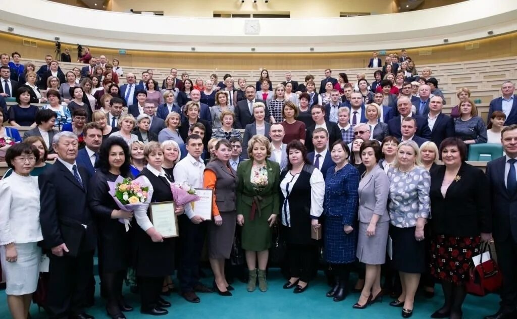 Встреча Матвиенко с труженниками села. Встре с Матвиенко в Совете Федерации. Встреча с тружениками села в Совете Федерации. Встреча представителей совета Федерации с учителями.