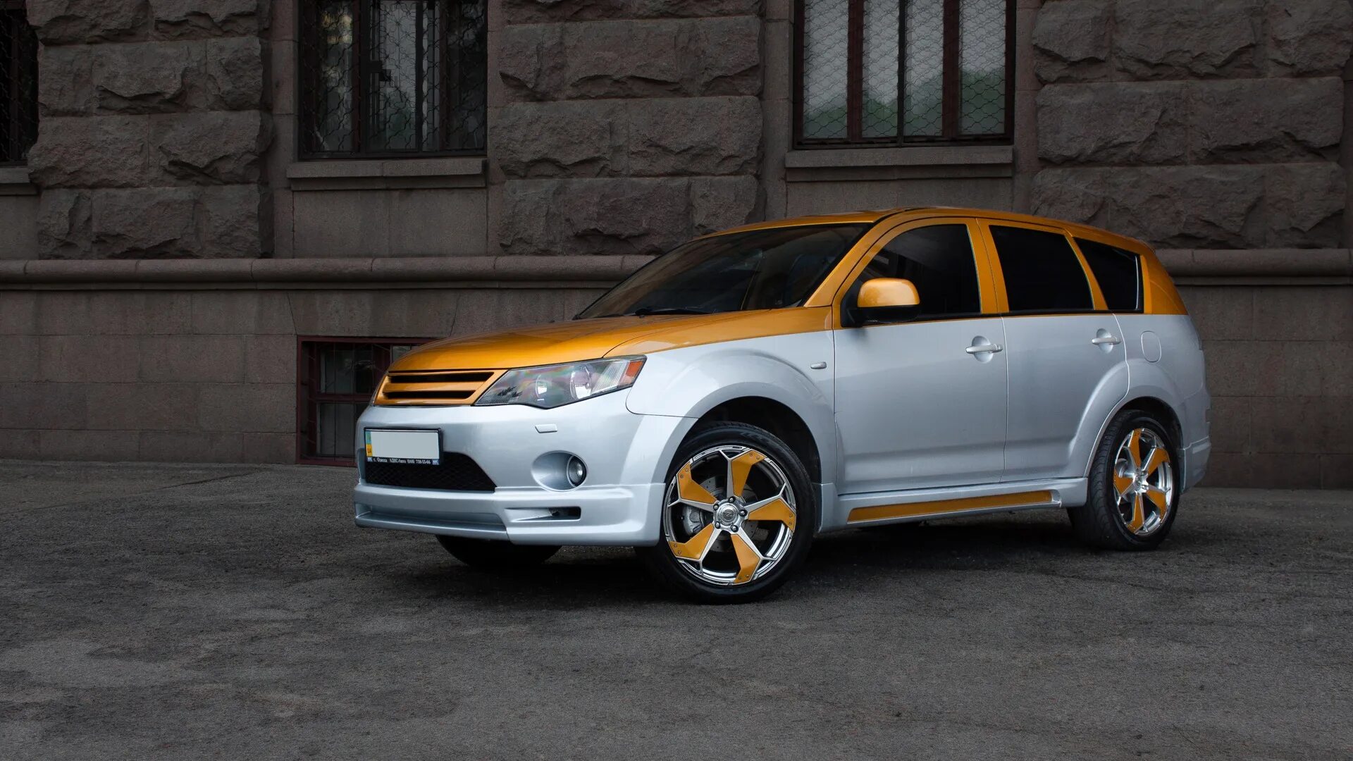 Outlander xl тюнинг. Мицубиси аутлендер желтый. outlander xl tuning. митсубиси аутлендер хл. mitsubishi outlander tuning.