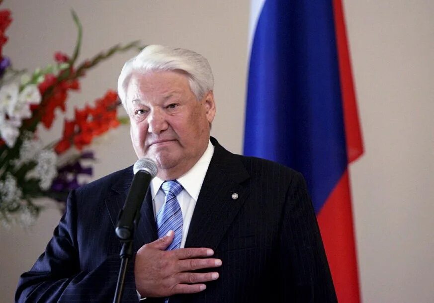 Кто был президентом в 1997 году. Борис ельцин. Борис ельцин. Кто был президентом в 1997 году. Боис николаевич ельцин.