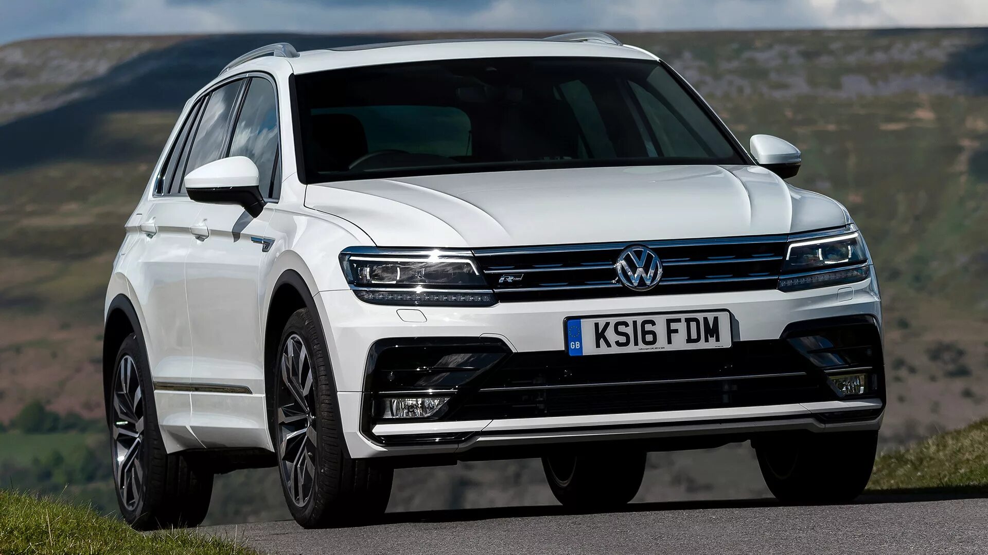 VW Tiguan 2 r line. Volkswagen Tiguan r line 2016. VW Tiguan 2016 r line. Volkswagen Tiguan II R line. Vw r line