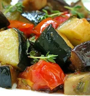 Приготовить баклажаны с мясом и овощами