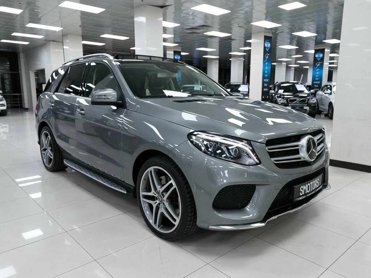 Mercedes-Benz GLE I (w166) 400. Мерседес серый GLE 400. GLE w166 серый тенорит. GLE 300 2015 диски серые.