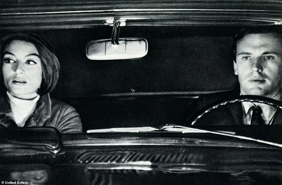 Мужчина и женщина актриса. Девушка заигрывает с мужчиной. Марчелло мастроянни и анук эме. Forgotten women 1931. Кейт бекинсейл и хью джекман фотосессии.