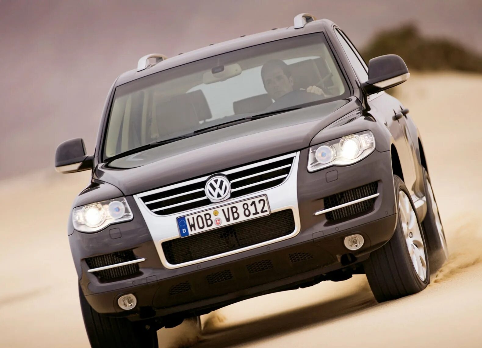 Volkswagen touareg 2007. Фольксваген Туарег 2007. VW Touareg w12 6.0. Машина Volkswagen Touareg 2007 FSI V. Туарег 2002.