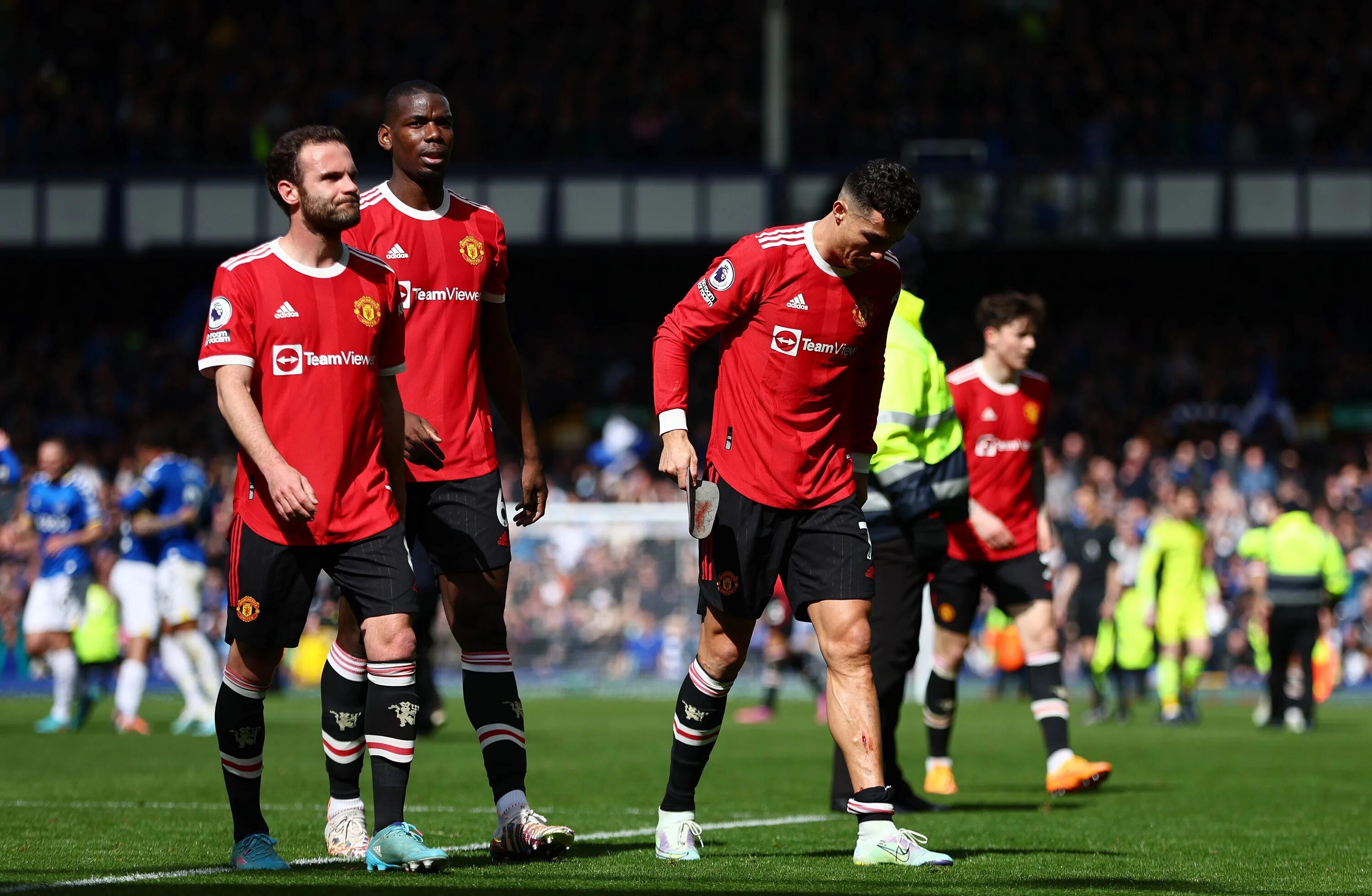 Manchester united everton live. Эвертон Манчестер Юнайтед 2022. Гари Невилл Манчестер Юнайтед. Манчестер Юнайтед Эвертон.