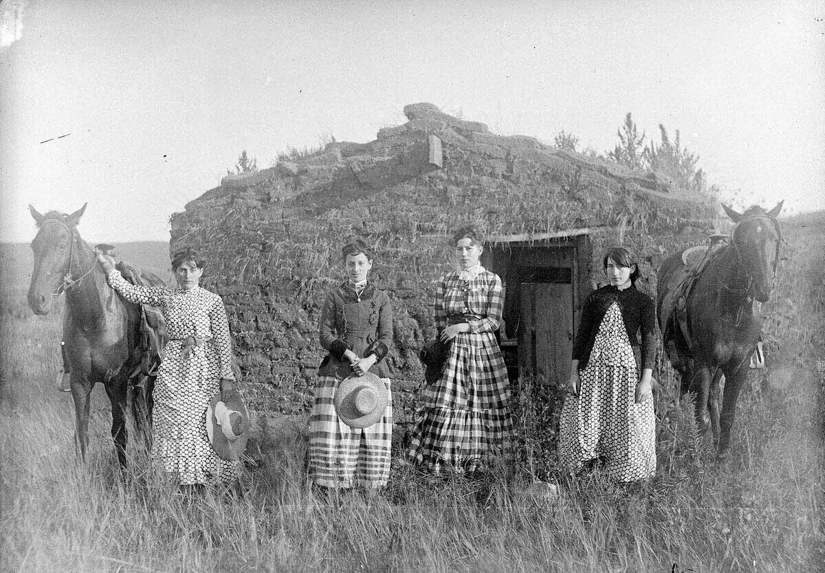 Запад в xix в. Дикий запад 19 век переселенцы. индейцы поселенцы дикий запад. переселенцы в америку 19 век. переселенцы на запад сша 19 век.