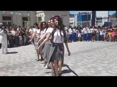 Bitiruvchilar uchun raqslar. Битирувчилар ракси. bitiruvchilar raqsi 2018. bitiruvchilar raqsi 2025. мактаб битирувчилари фото.