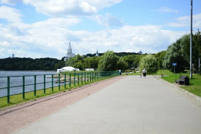 Коломенская верста" приглашает отпраздновать День города на Москворецкой набереж