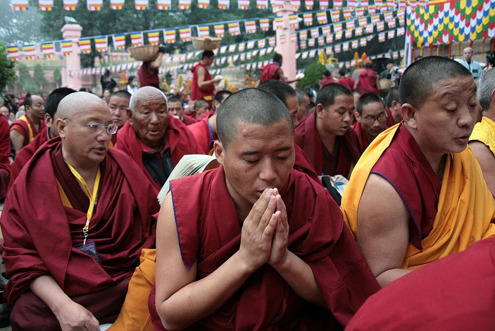 лама буддизм. буддийский монах. учитель лама ламаизм. тибетский буддизм далай-лама. сочувствие в буддизме.