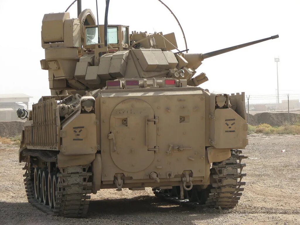 M3 bradley. Бредли м2а3. БМП Бредли м2а3. БМП 3 И Брэдли. Брэдли м3 а1.