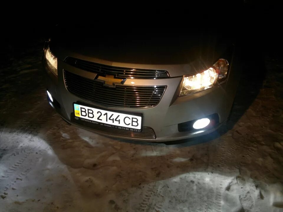 Шевроле ксенон. Ксенон в Шевроле Круз. Ксенон Cruze 6000. Ксенон h8 в противотуманки на Шевроле Круз артикулы. Ксенон h8 в противотуманки на Шевроле Круз.