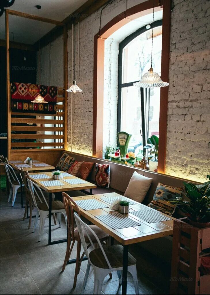 Баши ресторан тюмень. Баши грузинское бистро тюмень. Баши тюмень улица максима горького. Баш кафе. Баши тюмень.