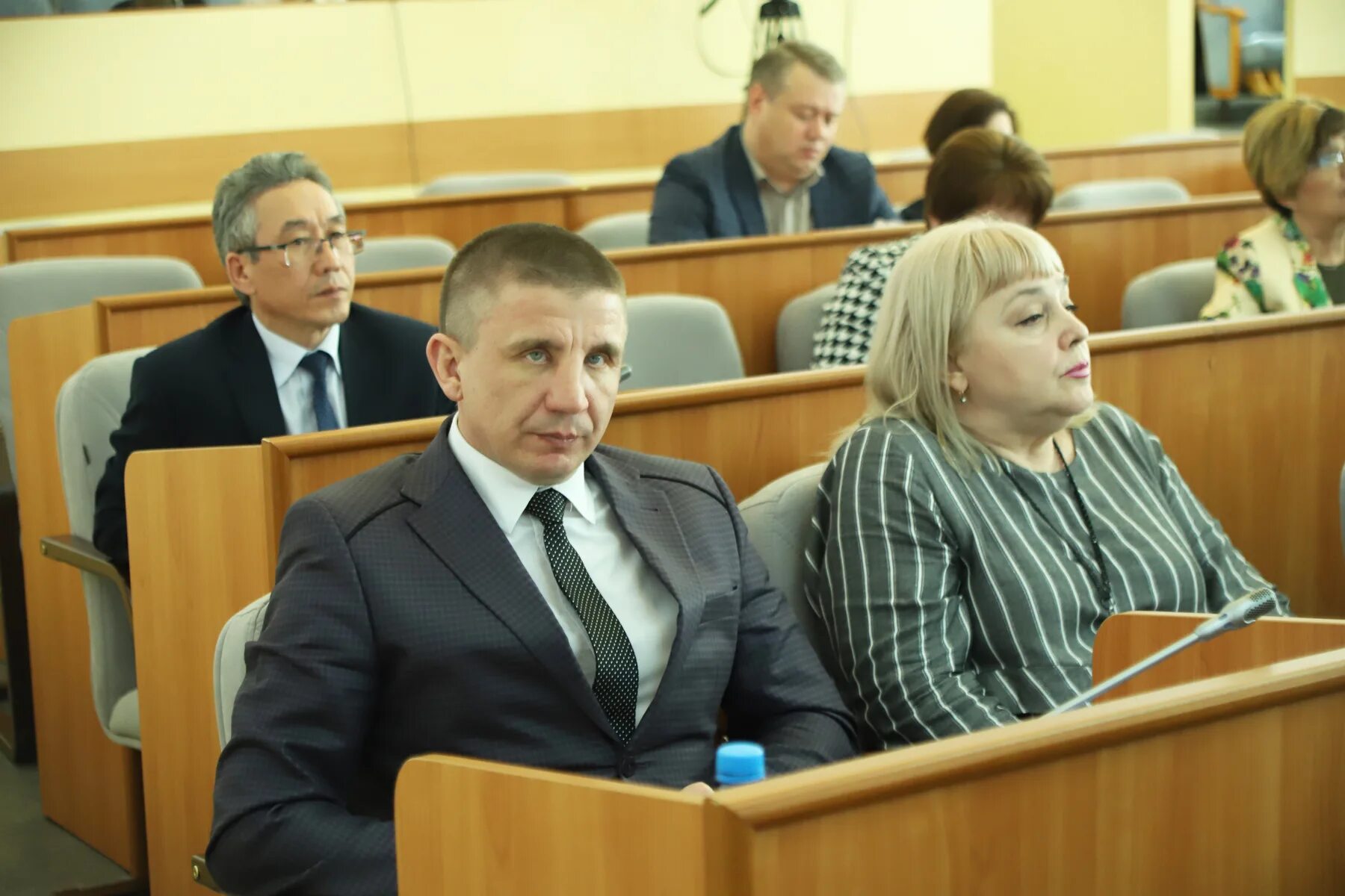 депутат госдумы от хакасии. депутаты верховного совета республики хакасия. депутаты хакасии. депутаты хакасии. правительство россии депутаты.