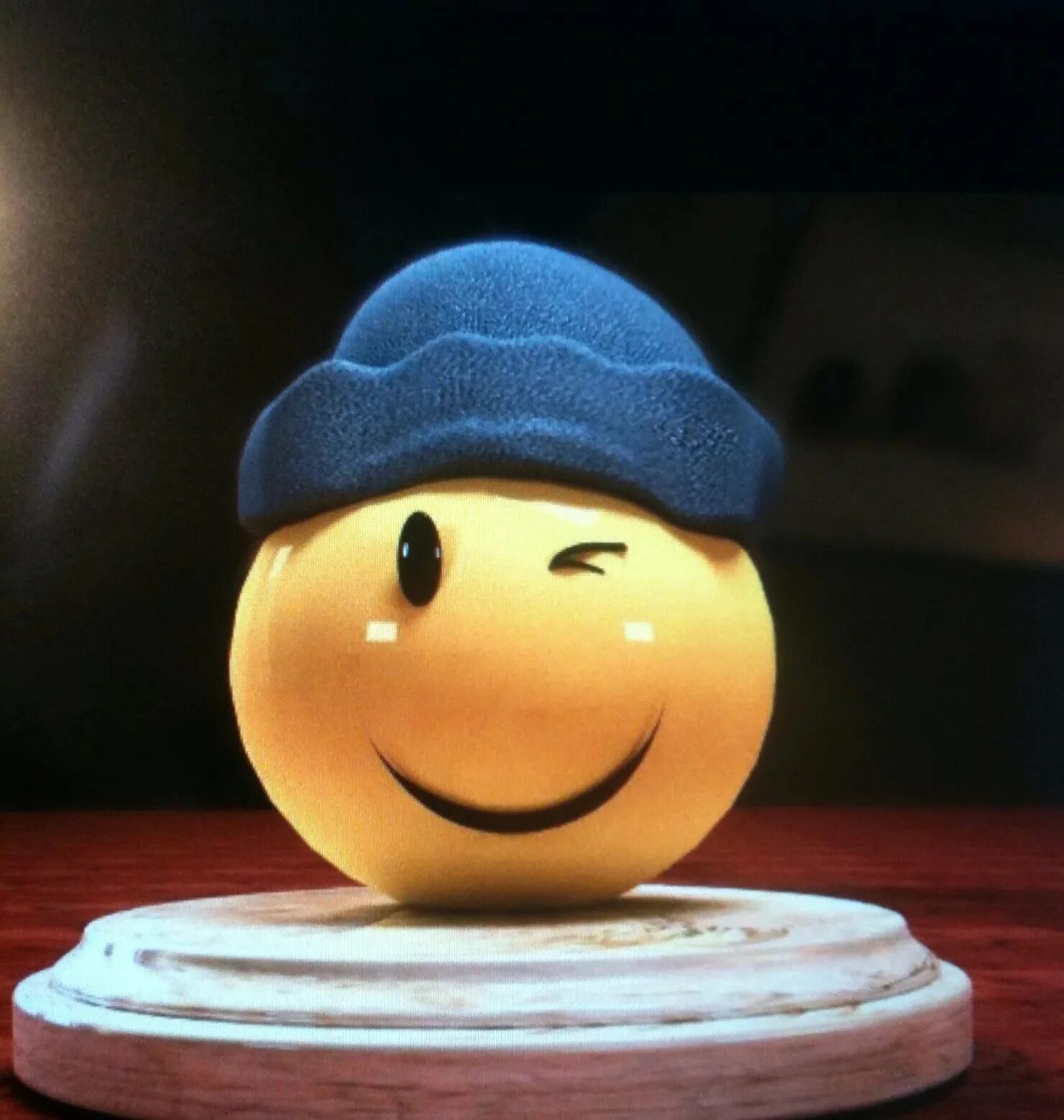 Позитивные открытки для улыбки. Пожелания улыбок. Улыбающийся смайлик. Улыбнись картинки. Пожелание улыбок и хорошего настроения.