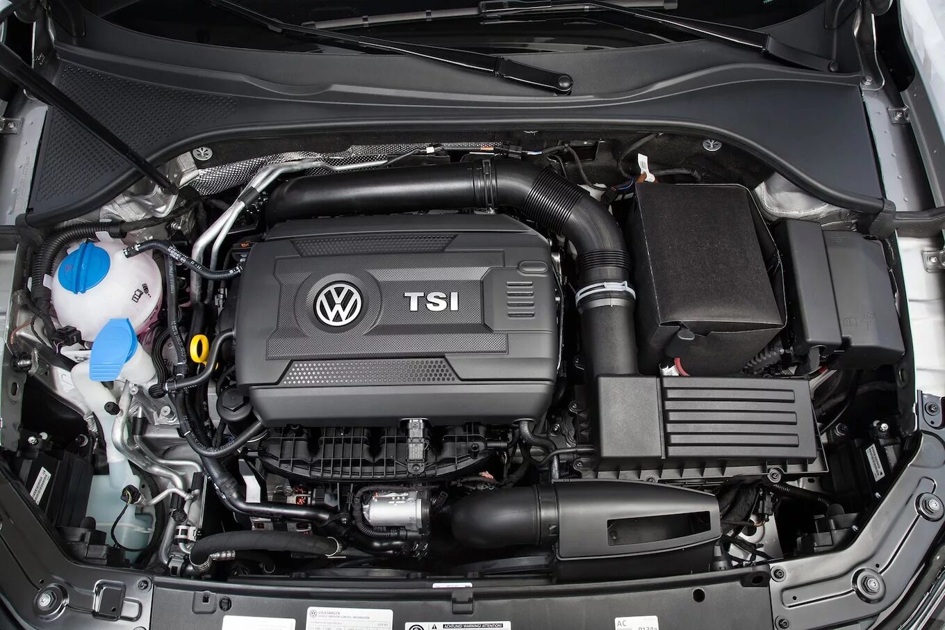 8 tsi двигатель. Volkswagen ss tsi 1. 8 tsi. 8 tsi. 1.