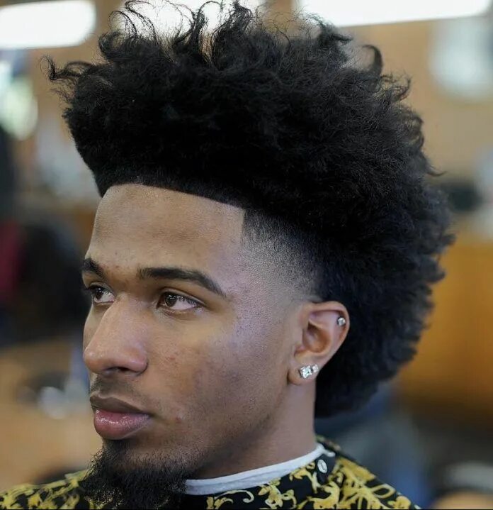 The 40 Best Haircuts For Men: Classic and Modern Styles To Try Wavy hair men, Th