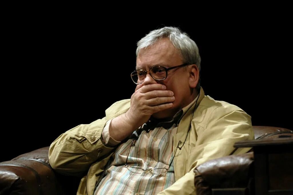 Анджей сапковский. Анджей сапковский писатель. Кшиштоф сапковский. Анджей сапковский. Анджей сапковский автор.