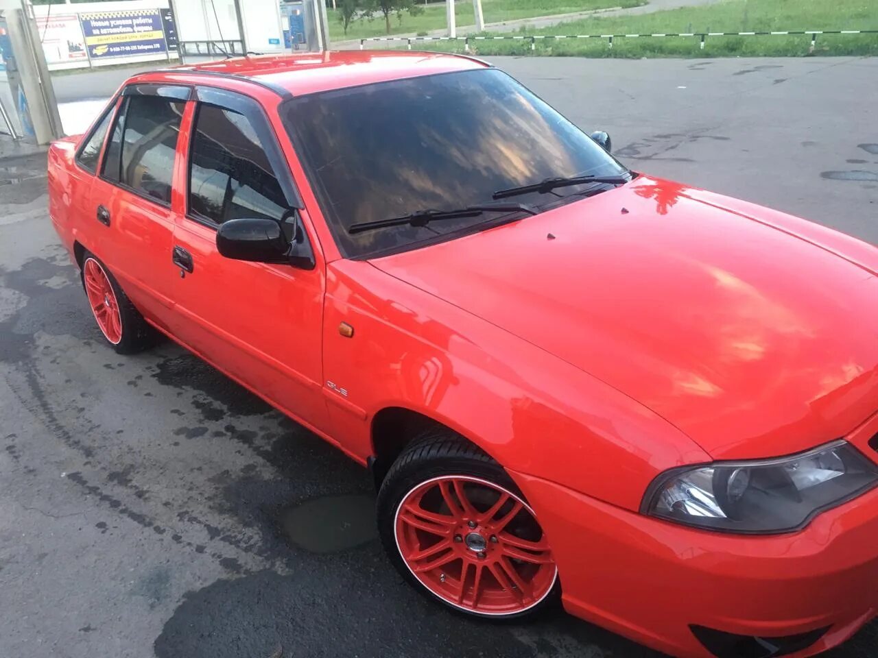 Дэу нексия n150. Daewoo Nexia красная. Красная Нексия n150. Дэу Нексия n150 красная. Nexia 150 n на литье.