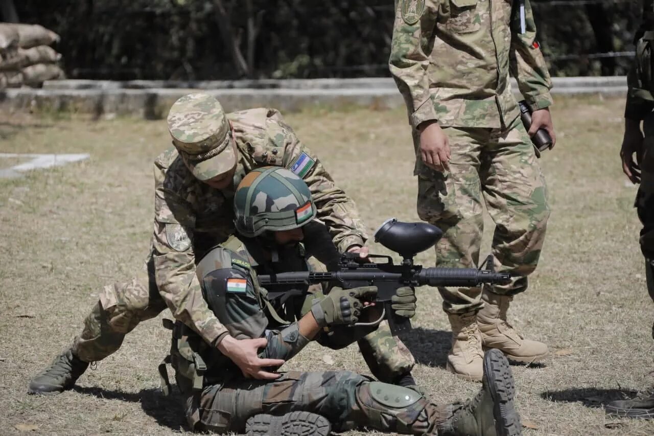 Армия китая и индии. Совместные учения индии и сша. Socom спецназ сша. Учения рф и кнр. Совместные учения индии и сша.