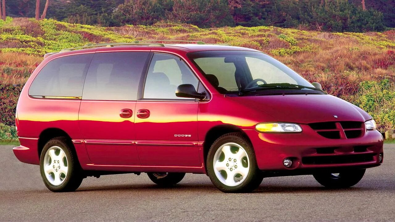 Додж Гранд Караван спорт 3.3. Додж Караван 1999. Dodge Caravan вид сбоку. Dodge 2000 Sport.