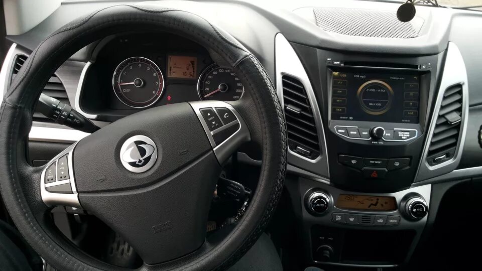 Магнитола ssangyong actyon new. Шгу санг енг актион 2014. магнитола саньенг актион нью. ssangyong actyon 2019 магнитола.
