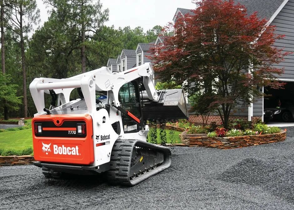 Оборудование bobcat. Погрузчик Bobcat t770. Бобкэт t650. Бобкэт 770. Бобкэт погрузчик t650.