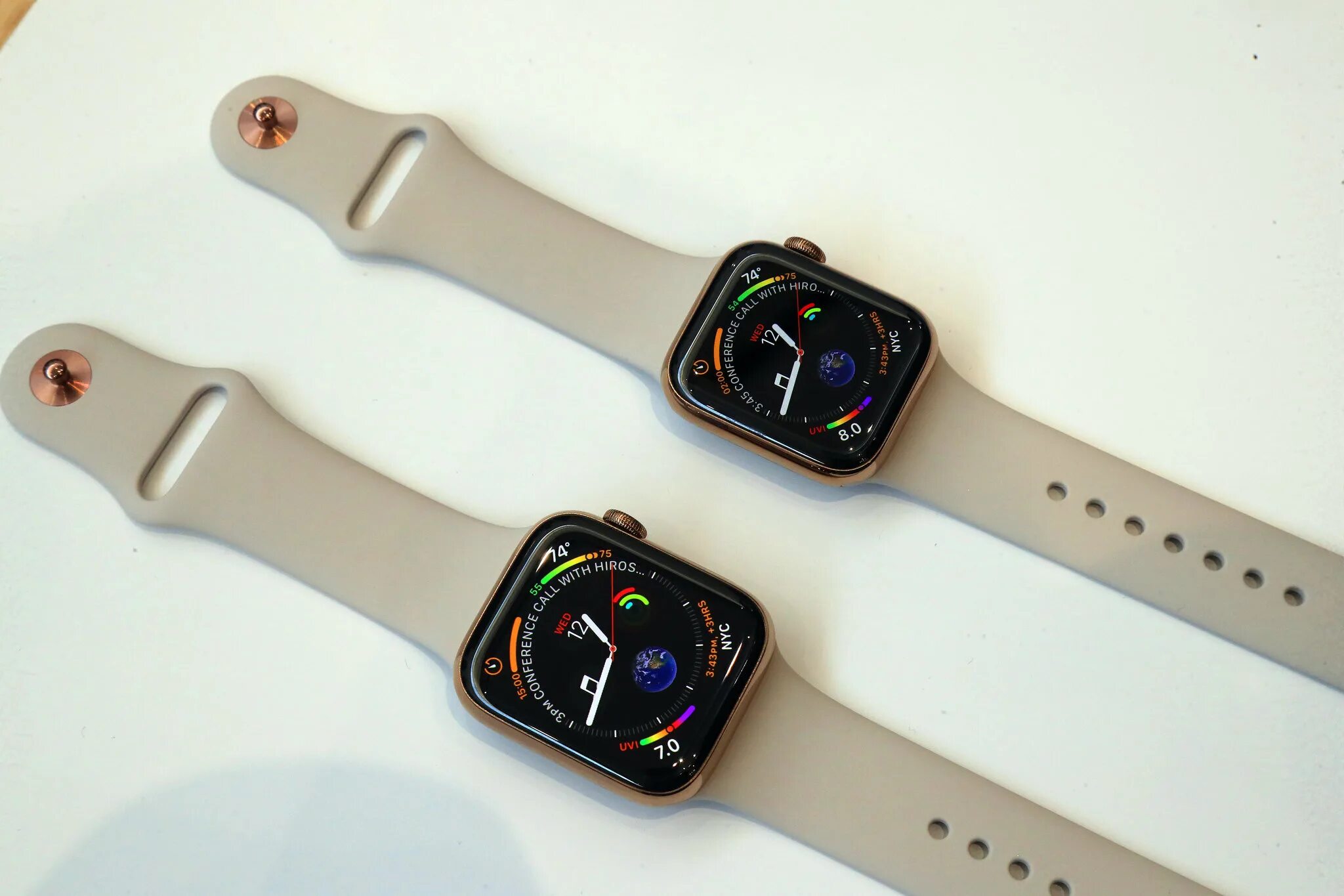 Apple watch 1 поколения. Apple watch 4. Apple watch Series 4. Apple watch Series 9. Apple watch Series 4 back.