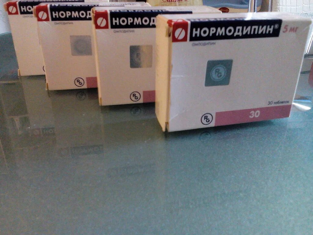 Нормодипин 10 аналоги. Нормодипин 2.5 мг. Нормодипин 5. Нормодипин 5 мг. Нормодипин таблетки 5мг 30шт.