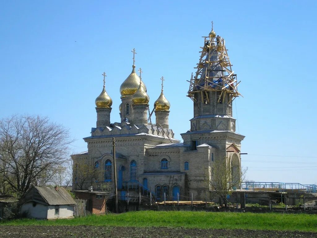 П новопокровский краснодарский. Новопокровская Краснодарский край храм. Новопокровский (Приморско-Ахтарский район). Хутор Новопокровский район Краснодарский край. Село белая глина Краснодарский край.