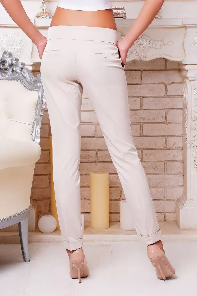Белые брюки женские. Светлые брюки женские. Узкие брюки женские. Белые летние брюки.