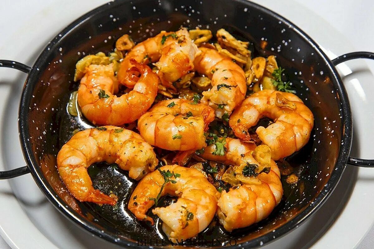 Как приготовить вкусно креветки королевские на сковороде