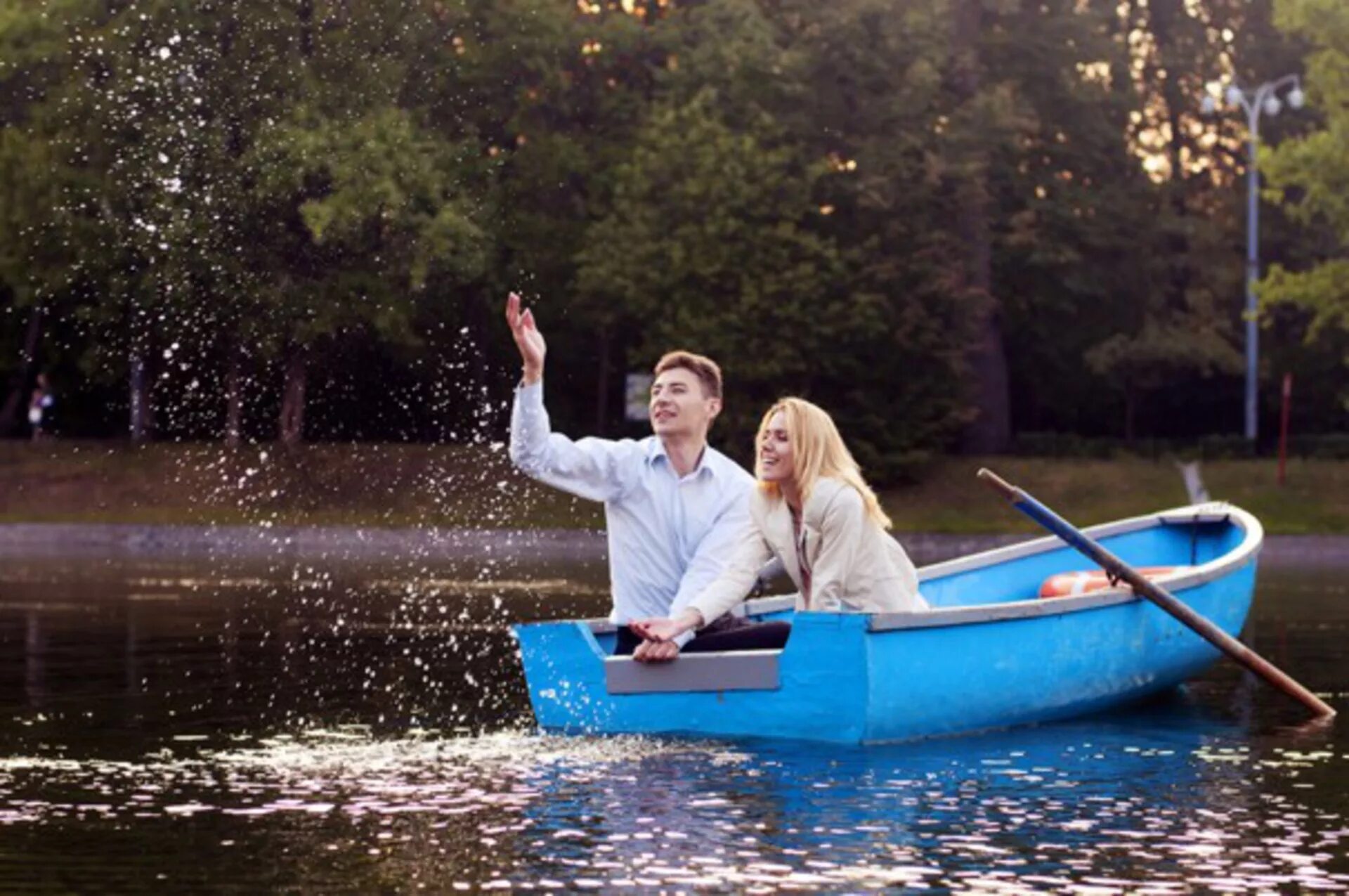 Люди и лодки
